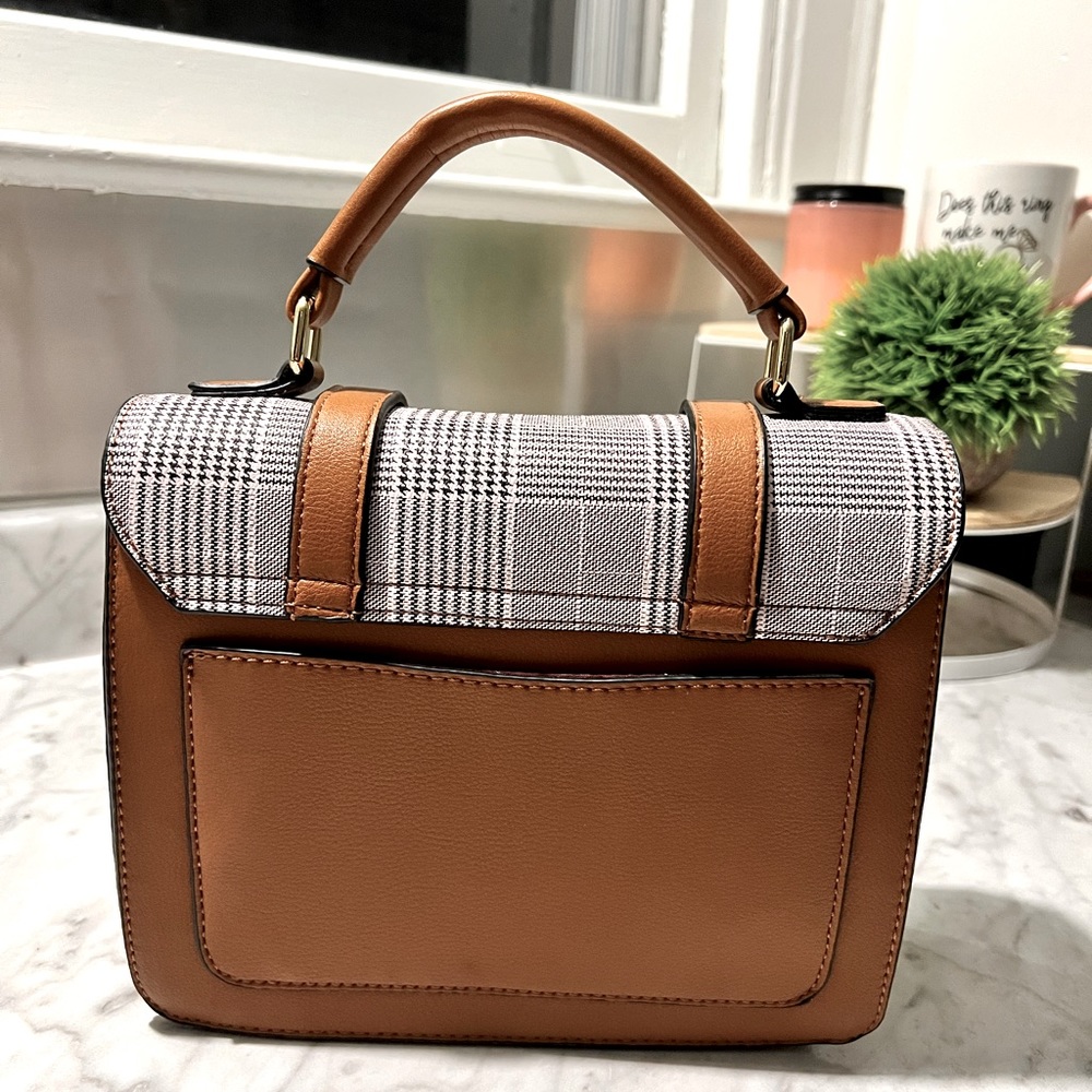 Purse - Picture 2 of 4